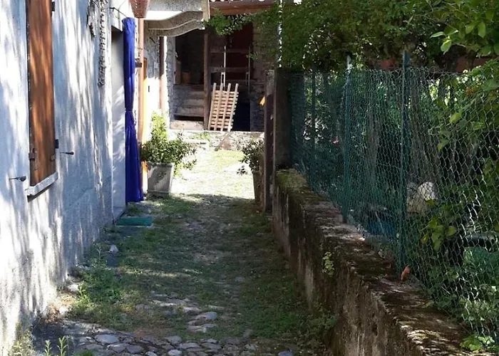 Zio Raff Ale- 5 Minutes From The Center *