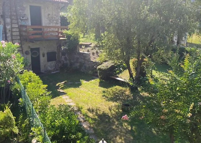 Zio Raff Ale- 5 Minutes From The Center
